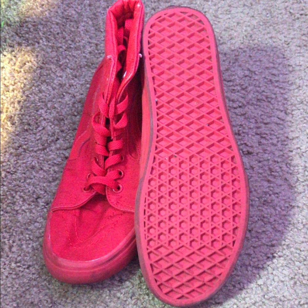 Vans triple red Sk8 high shoes